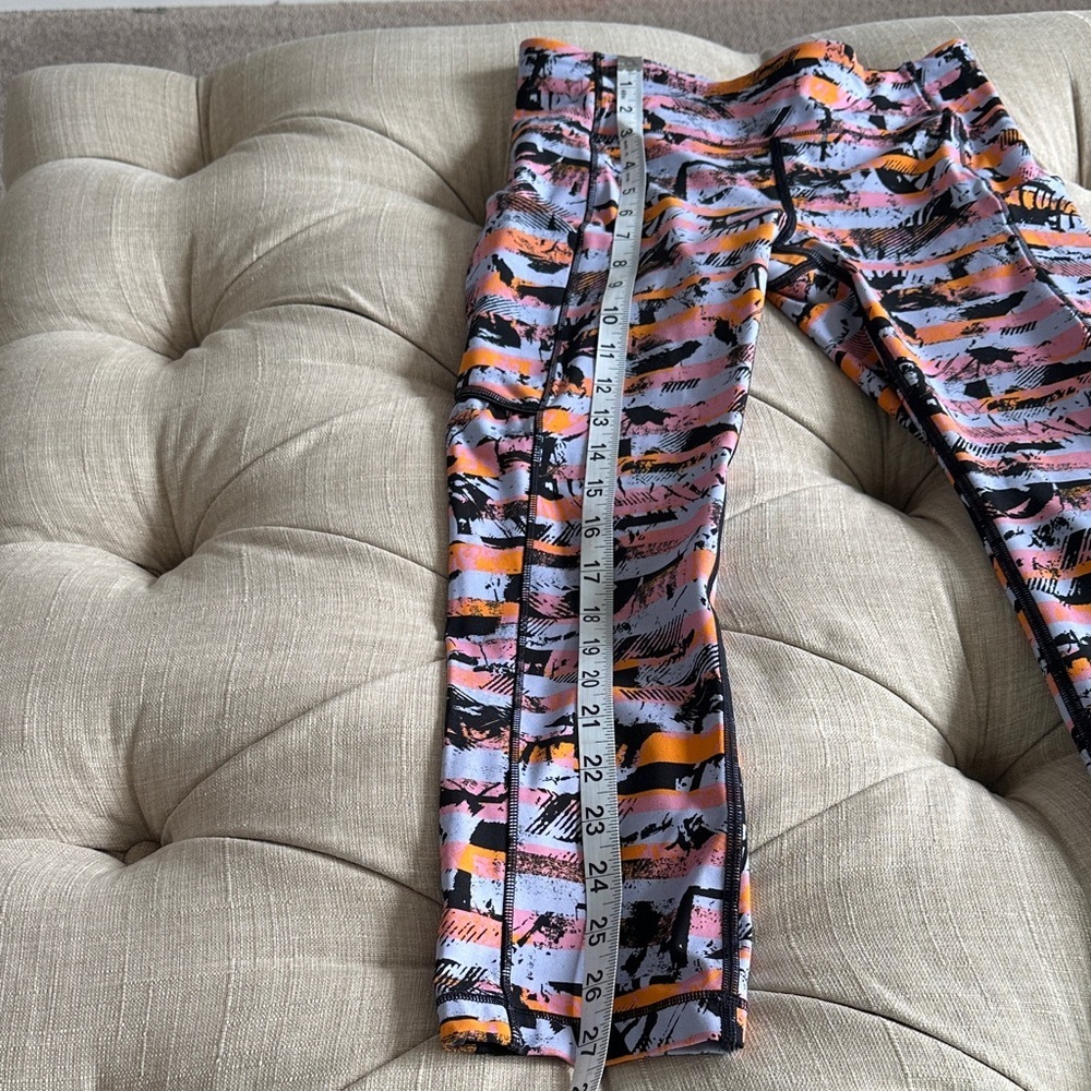 Lululemon Athletica Multicolor Patterned Leggings - Picture 3 of 9